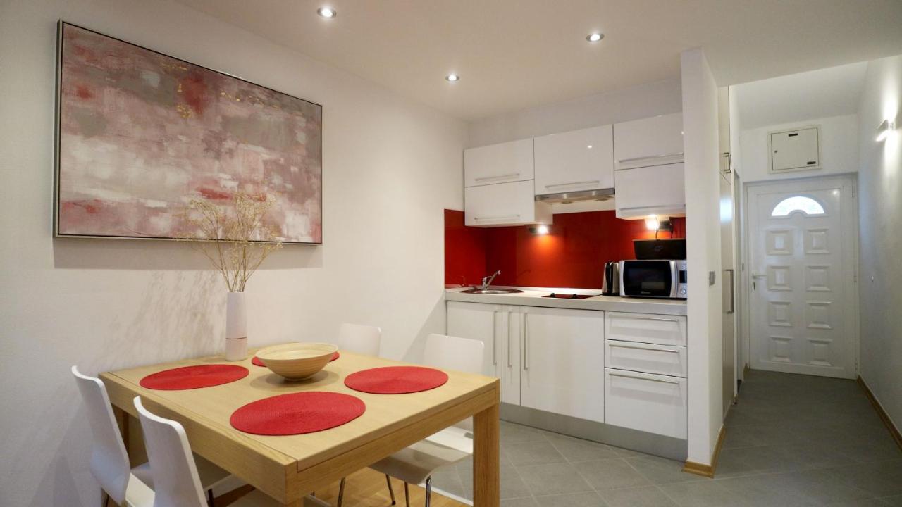 Apartment Ena - Lavica Подстрана Екстер'єр фото