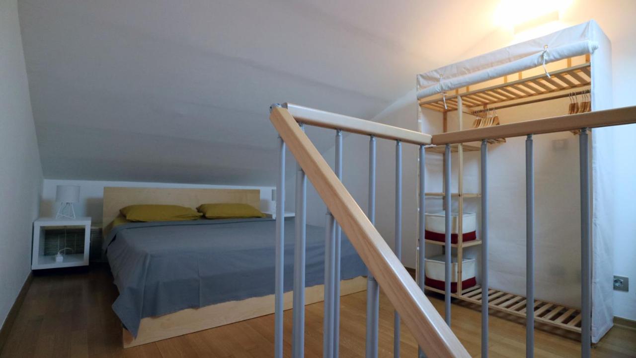 Apartment Ena - Lavica Подстрана Екстер'єр фото